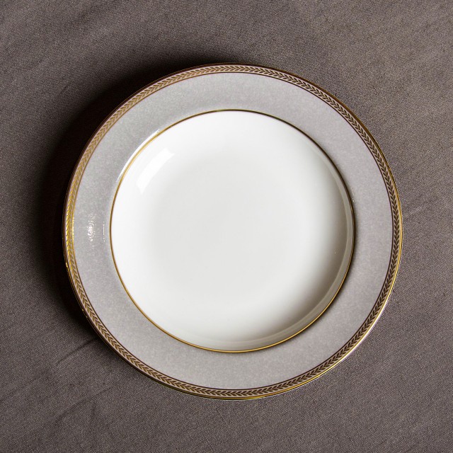 Суповая тарелка с бортом 22.8 см, Renaissance Grey, Wedgwood, фарфор