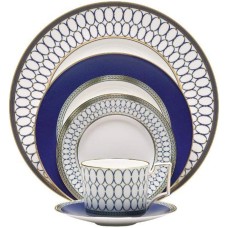 Набор из 5 предметов: тарелка 28см, тарелка 23 см, тарелка 17 см, чайная чашка с блюдцем,  Renaissance Gold, Wedgwood, фарфор