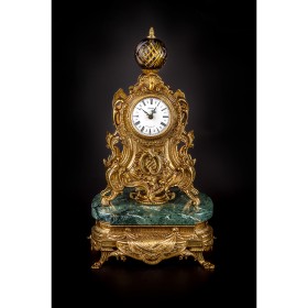 Часы Olympus Brass 519 GAMV CR BICOLOR, бронза, цвет-античное золото, зеленый мрамор, хрусталь