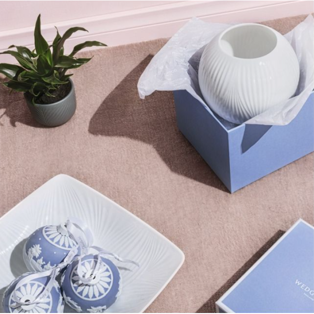 40032159 Ваза, 26х26 см, White Folia, Wedgwood